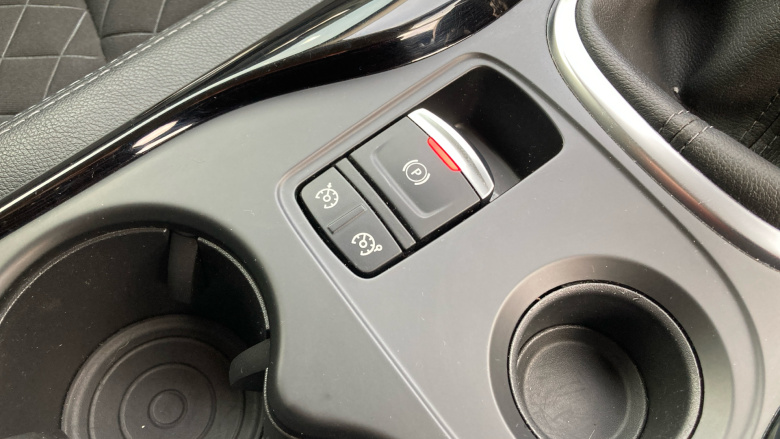 Renault Kadjar 1.3 TCE Iconic 5dr Petrol Hatchback